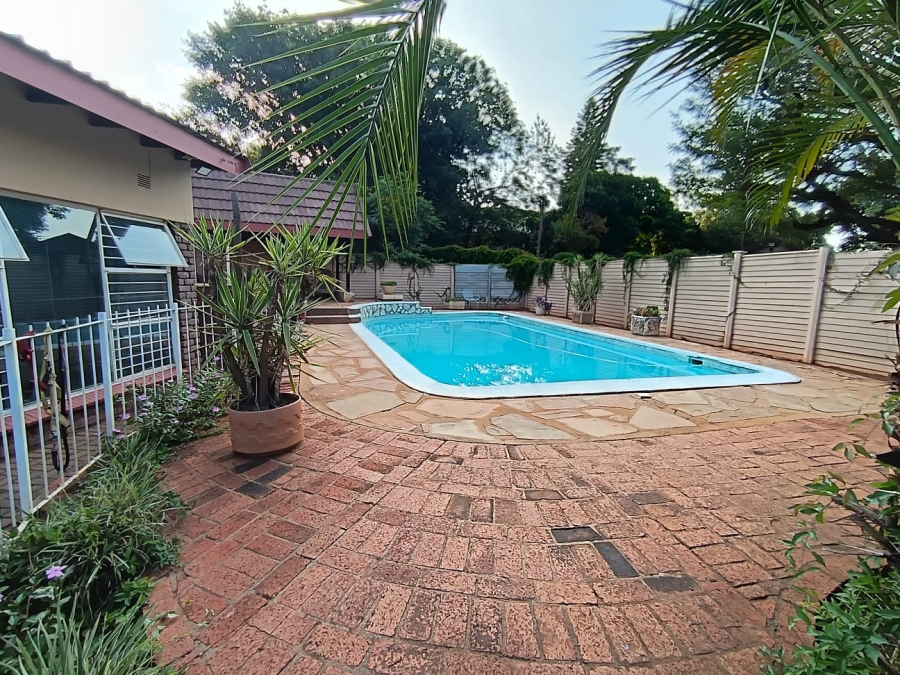 4 Bedroom Property for Sale in Protea Park North West